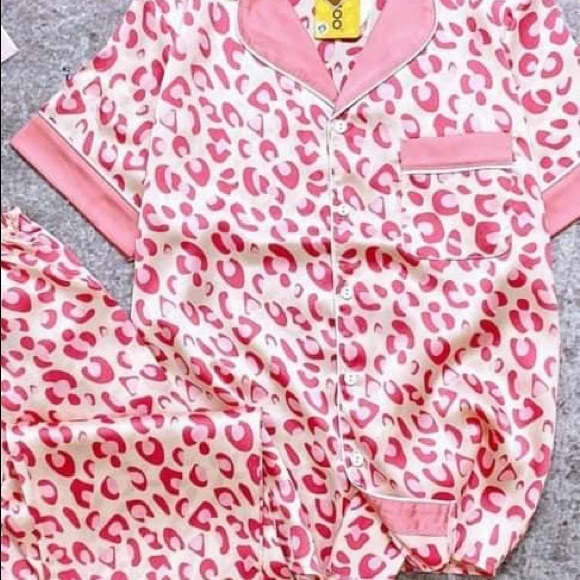 Pijamas - Picture 11 of 16